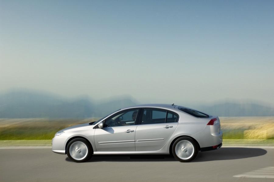  Renault Laguna III 2007 года  (фото 57 из 92)